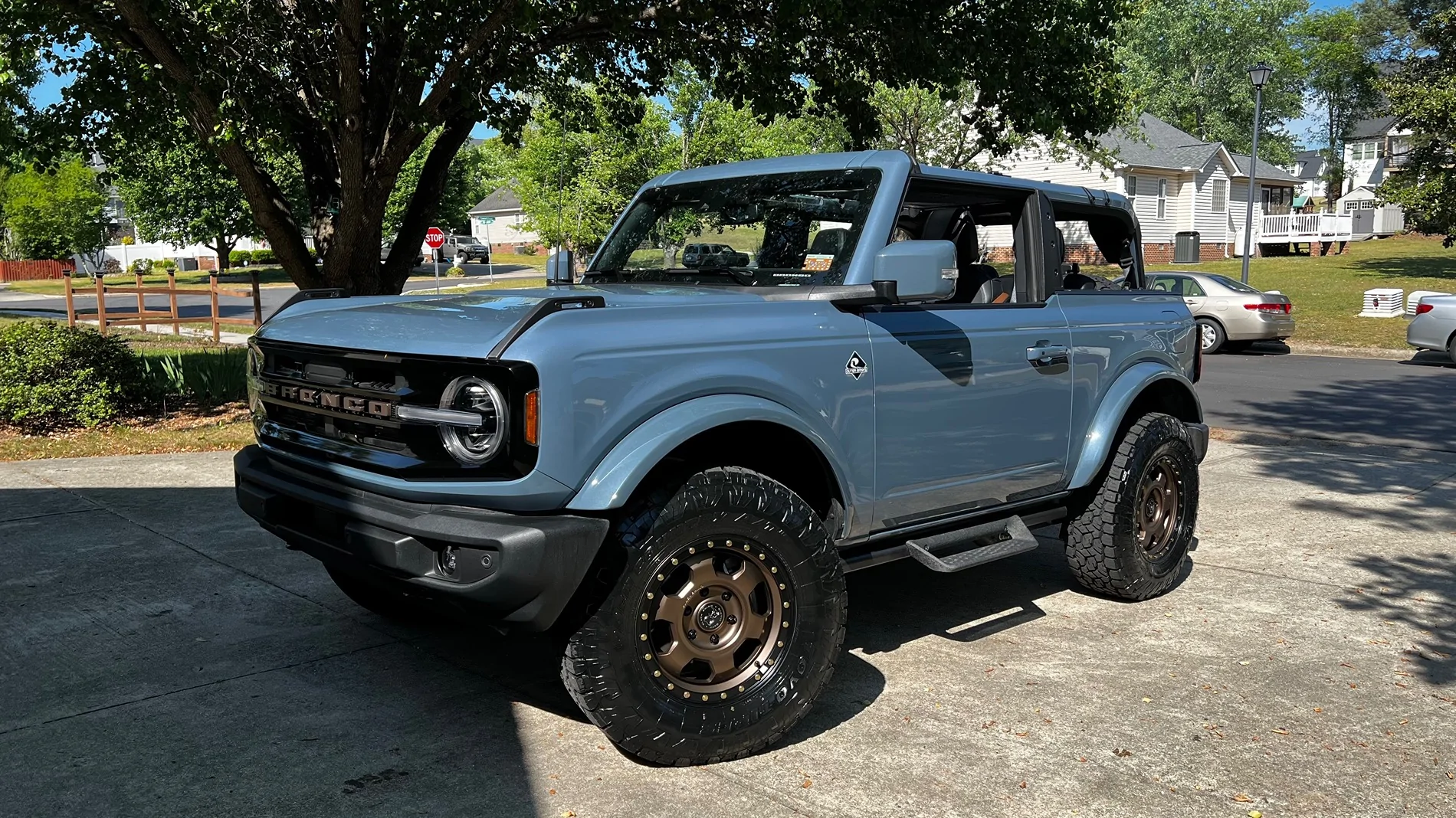 Ford Bronco Hardtop vs. Soft Top — What are you running this summer? ☀️🏜️ IMG_3376
