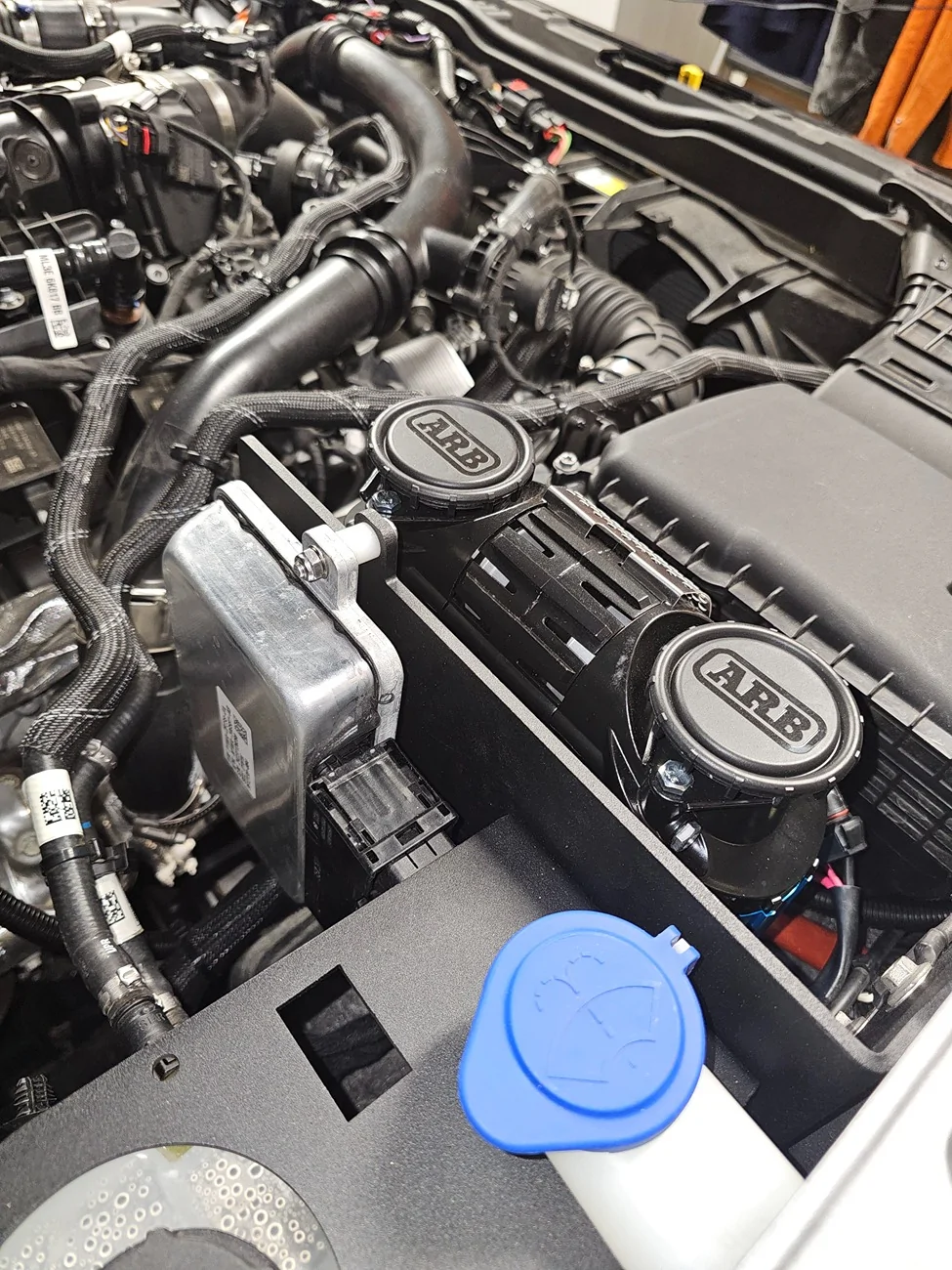 Ford Bronco Installing ARB twin brushless compressor using SDHQ vertical mount on a Bronco 20260423_200047