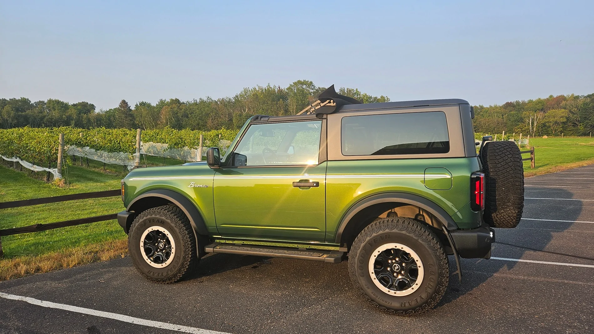 Ford Bronco EZ Flip top or Sunrider for Front Panels? 20240912_181143
