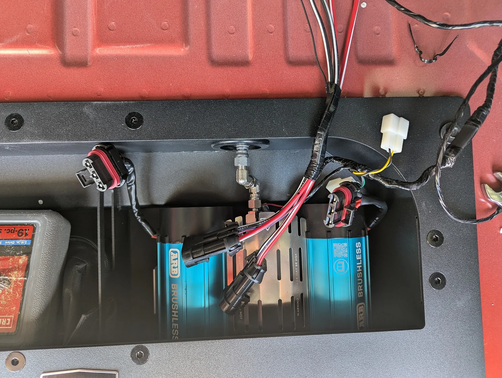 Ford Bronco Which option to mount twin air ARB Compressor on Bronco Raptor? 1000000098