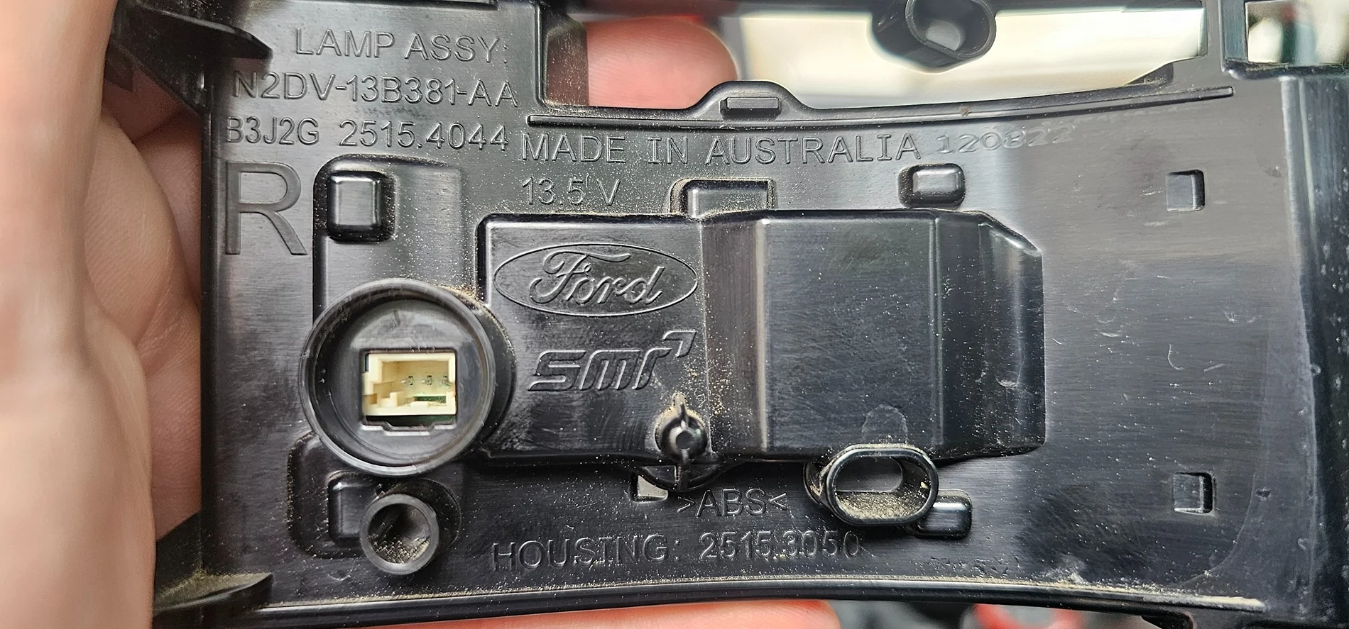 Ford Bronco Turn Signal Light Assembly - Ford (M2DZ-13B375-A) - DOES NOT MATCH OEM (N2DV-13B381-AA) 1000057005