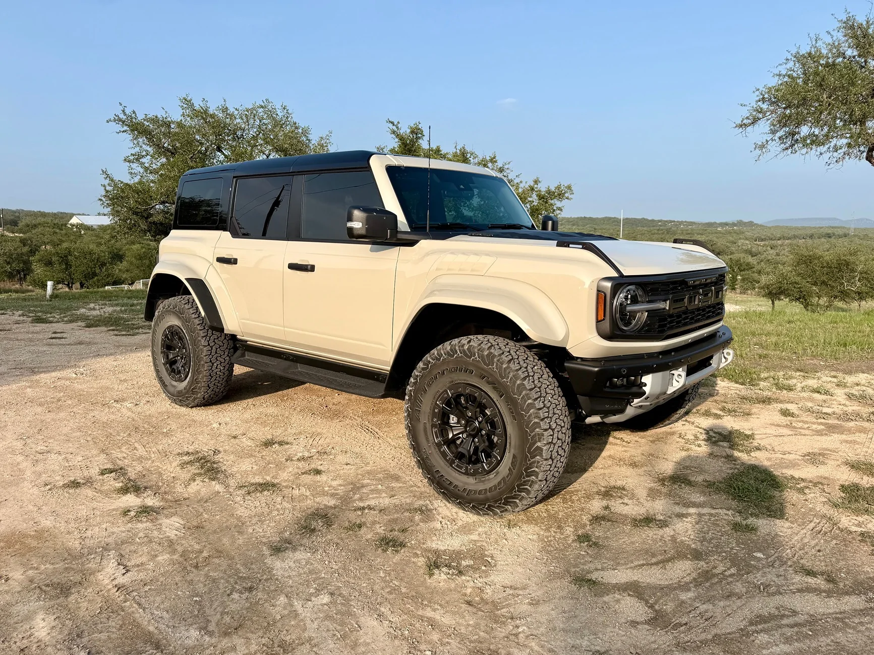 Ford Bronco April 2026 - what prices are people seeing for leftover 2025s? IMG_8577