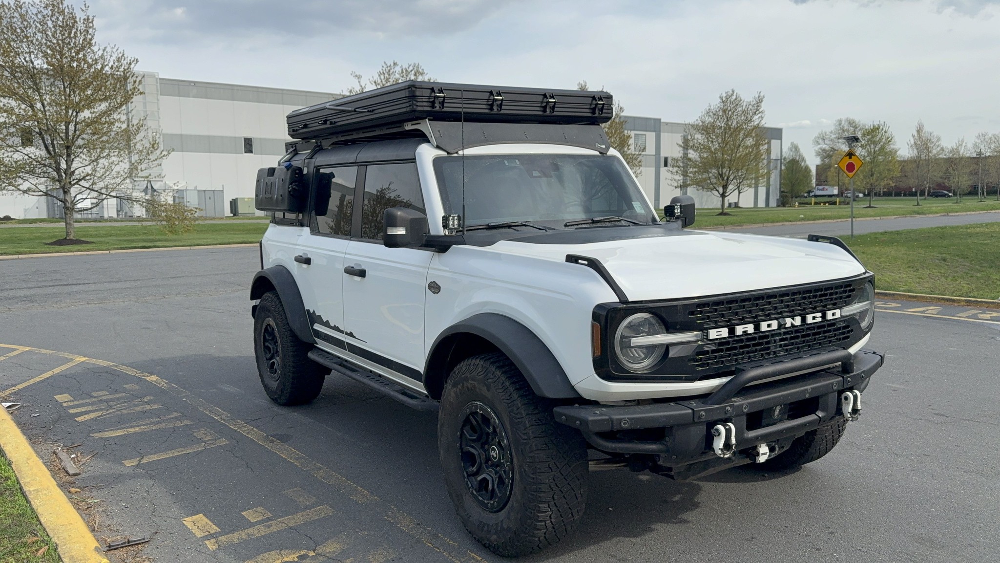 Ford Bronco IM A HORSE - Definitely not a build. 55210614969_29893f833c_k