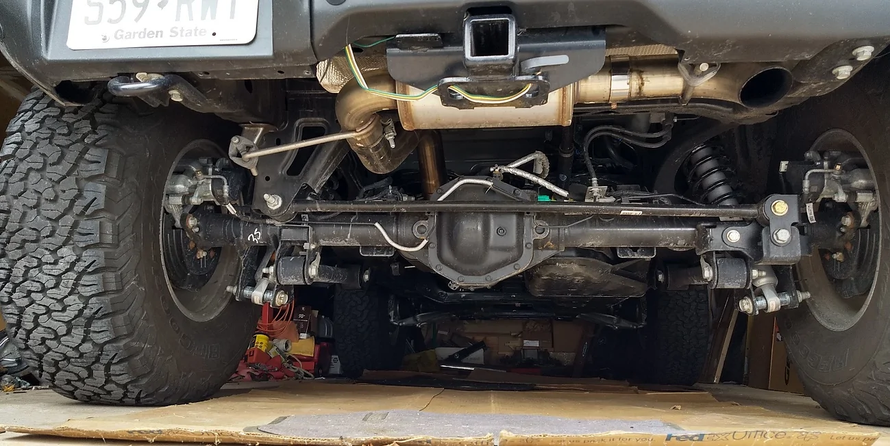 Ford Bronco Rear TracBar Relocation Bracket - Get One! mybronco_37procomp_trackbar1