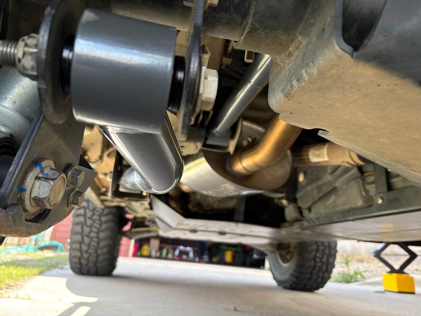 Ford Bronco Synergy Rear Control Arms IMG_4120