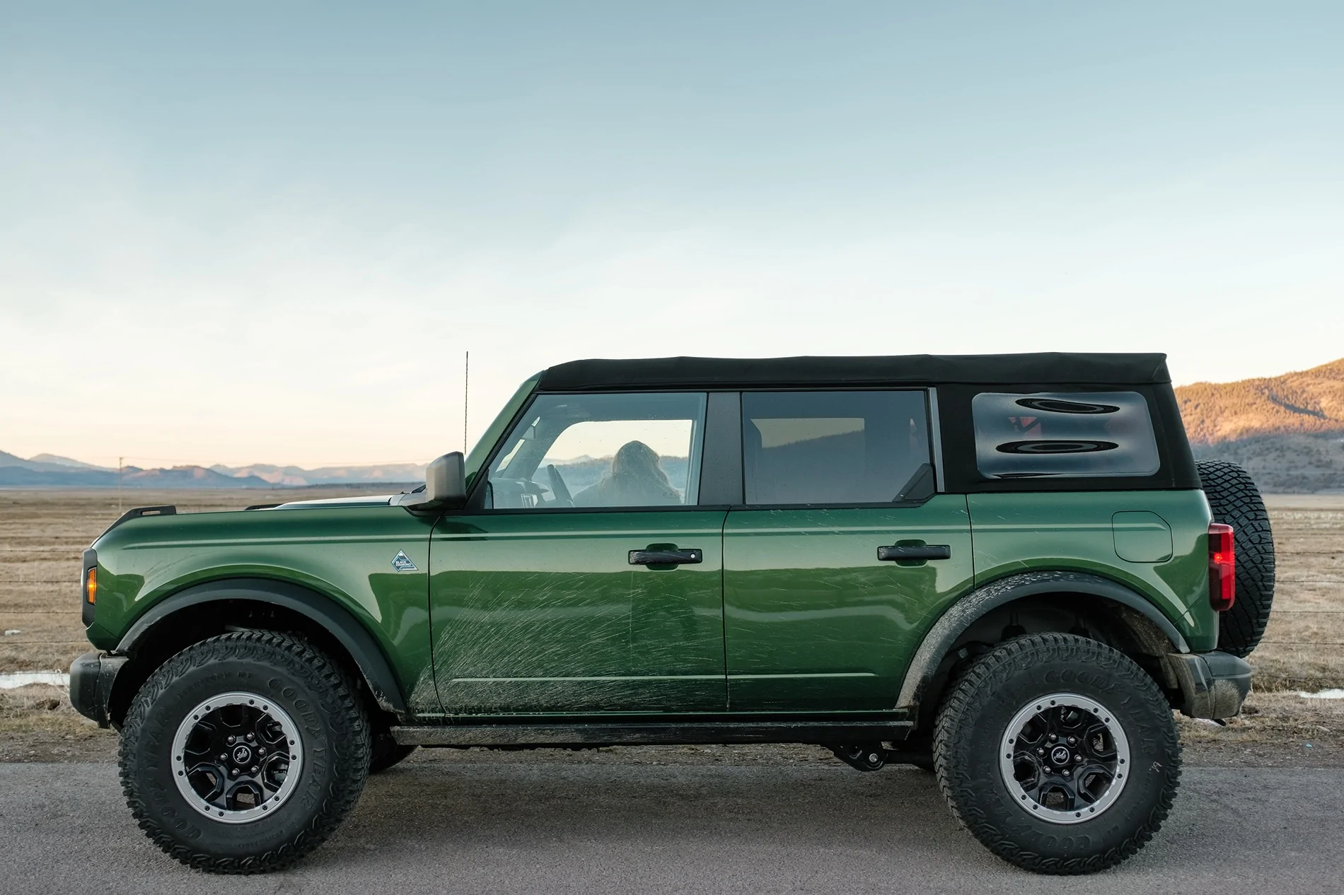Ford Bronco How far did you travel to pick up your Bronco ? _DSF9591