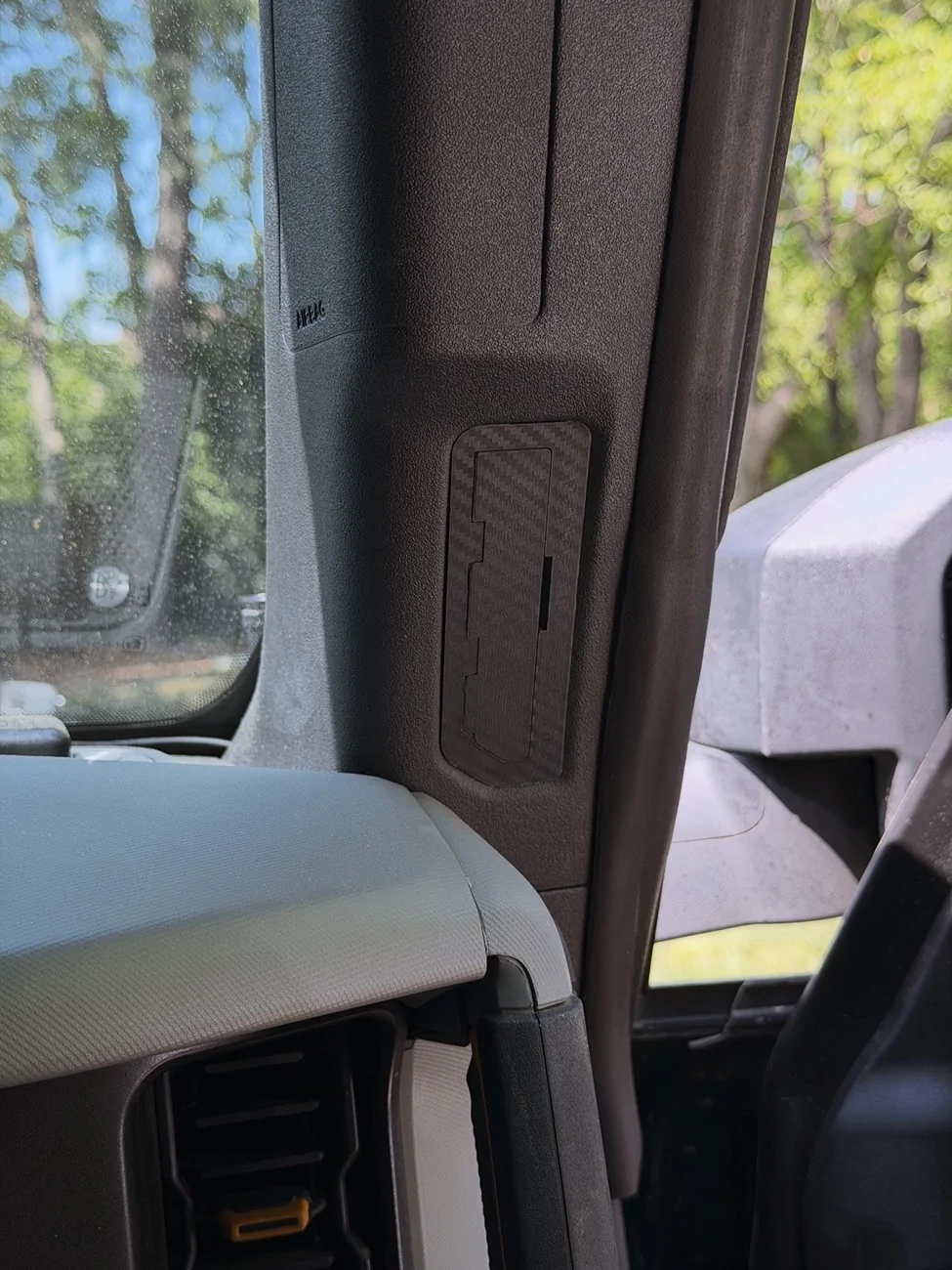 Ford Bronco AirLock™ — Fix for the Bronco A-Pillar Vent Bleed (Warm Air Through the Vents When Running Floor Heat) 049B4622-7BFF-4634-87E8-0F5A95D6FC64