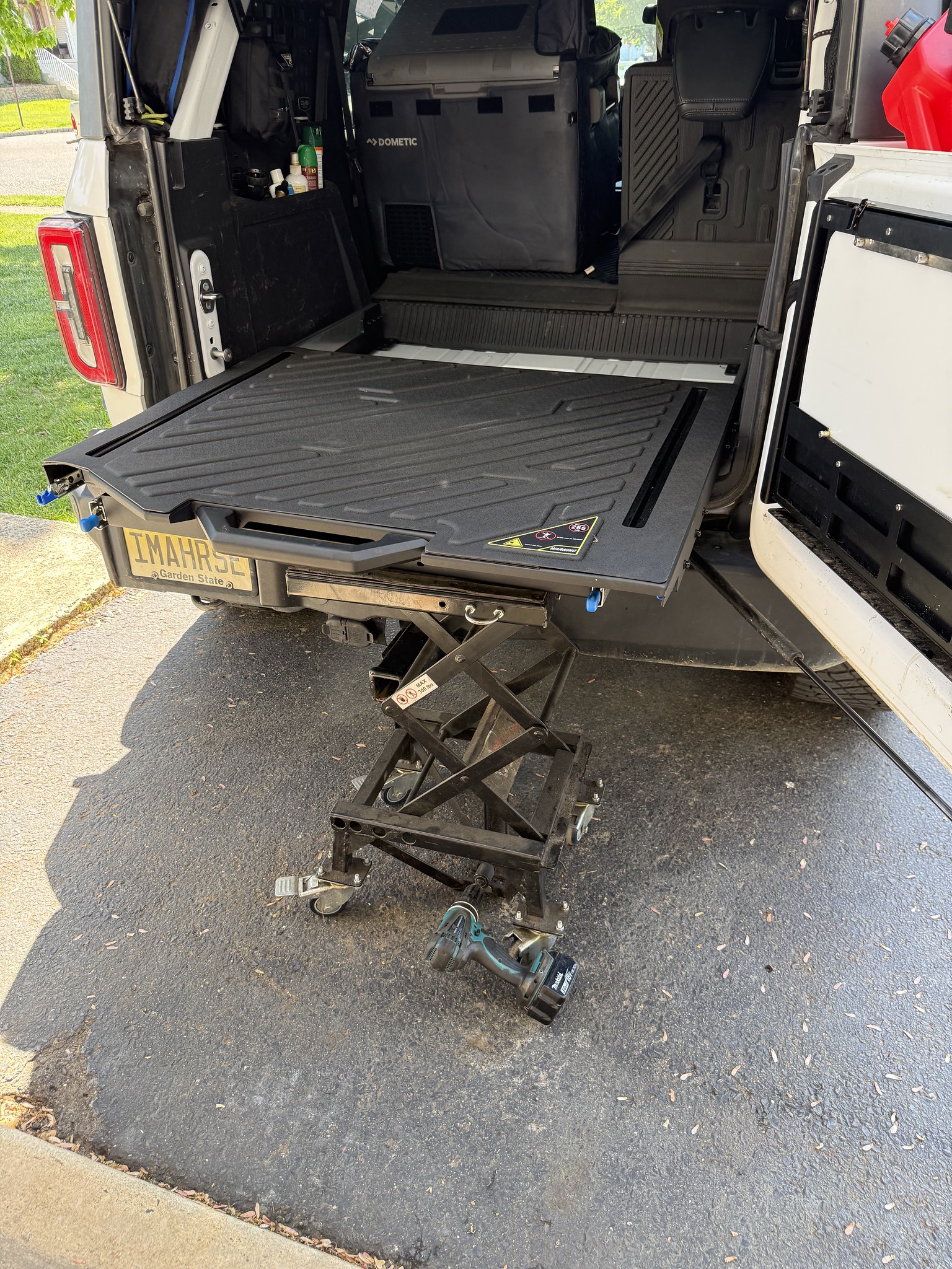 Ford Bronco IM A HORSE - Definitely not a build. 55249756951_3c84862bee_k