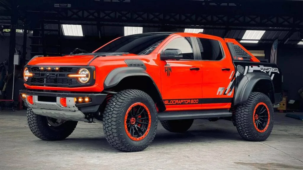 Ford Bronco 6G Bronco Pickup Conversion? Check this out! [2025 Ford Bronco Stallion Pick Up Gloss Black by SoFlo Customs] 1778101124249-8o