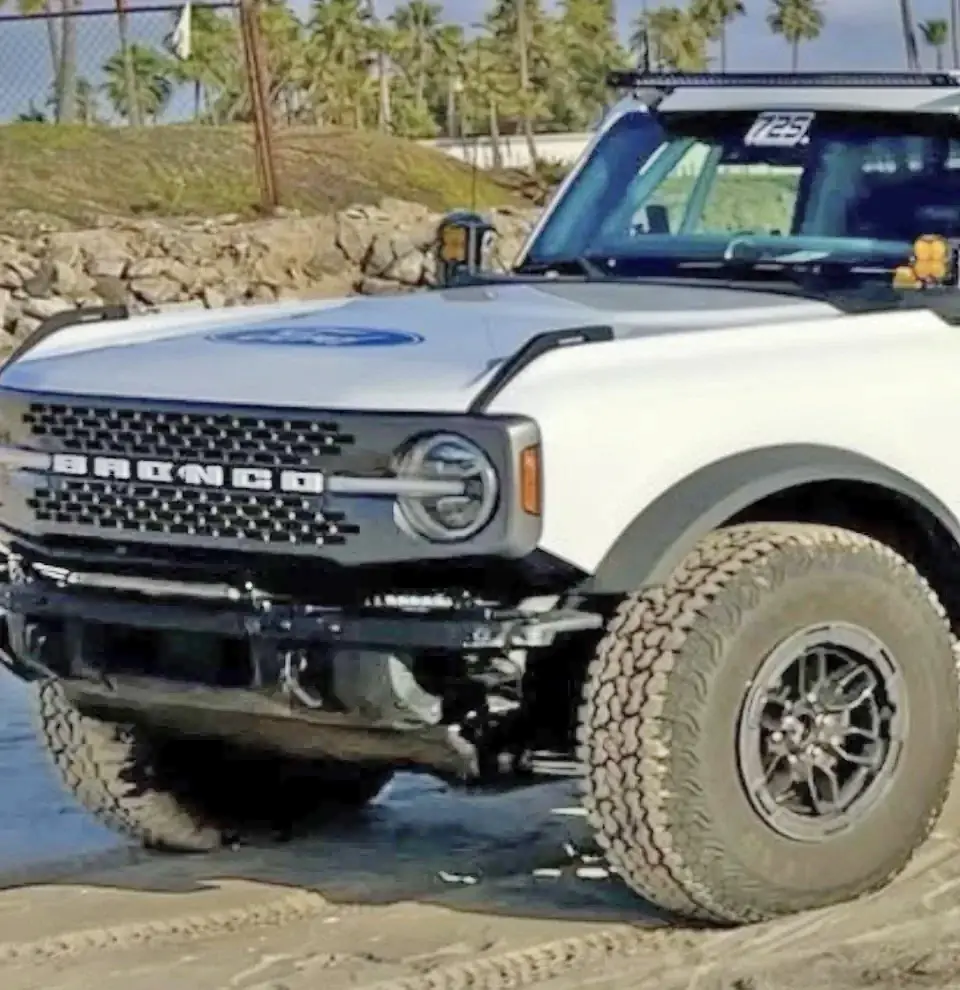 Ford Bronco "Stock" (Prototype?) Bronco Takes on NORRA Mexican 1000 and shows suspension & body changes 793327-883d1aa3fdd2ce27890bf6c274cedf3a