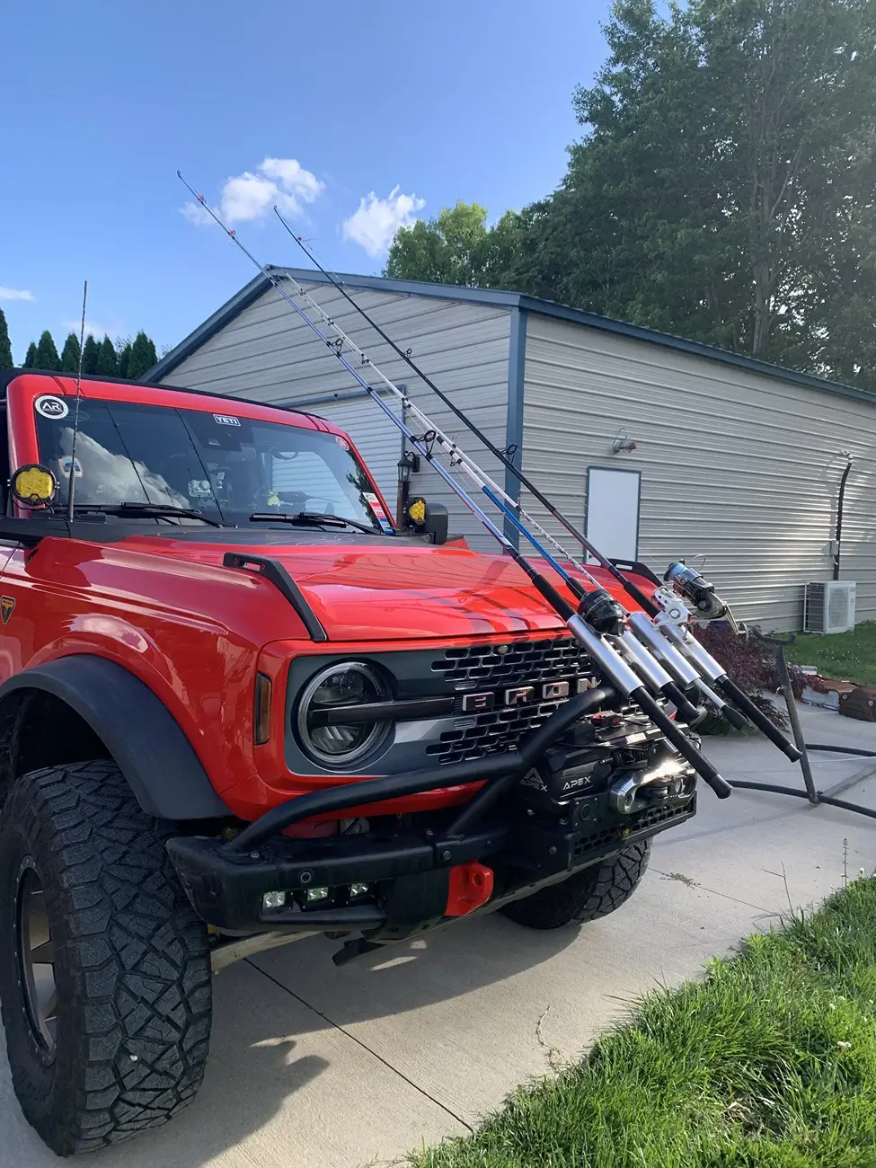 Ford Bronco 6G Bronco Pickup Conversion? Check this out! [2025 Ford Bronco Stallion Pick Up Gloss Black by SoFlo Customs] 1778194510448-00
