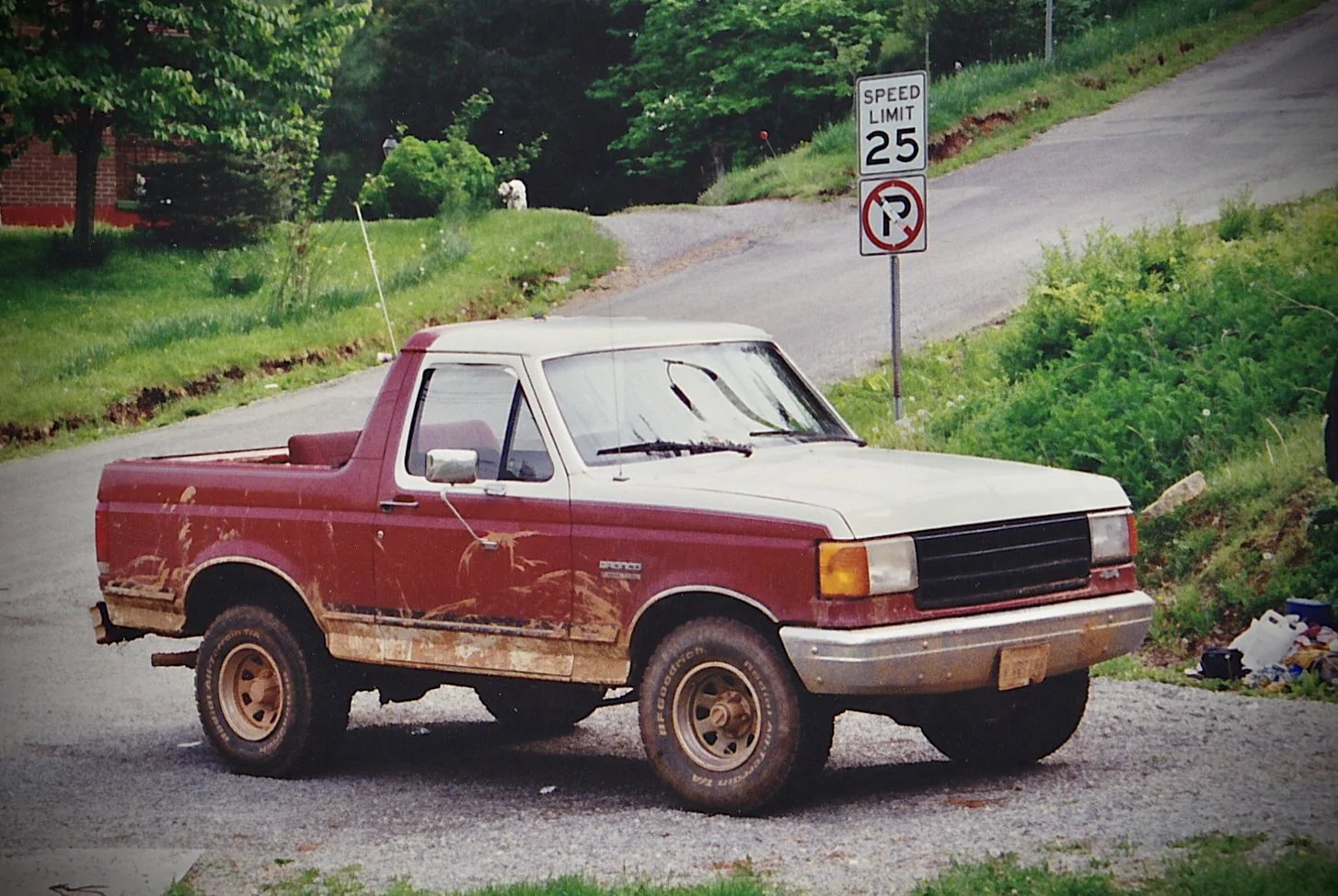 Ford Bronco White or Black Tire lettering out? 1987 Bronco