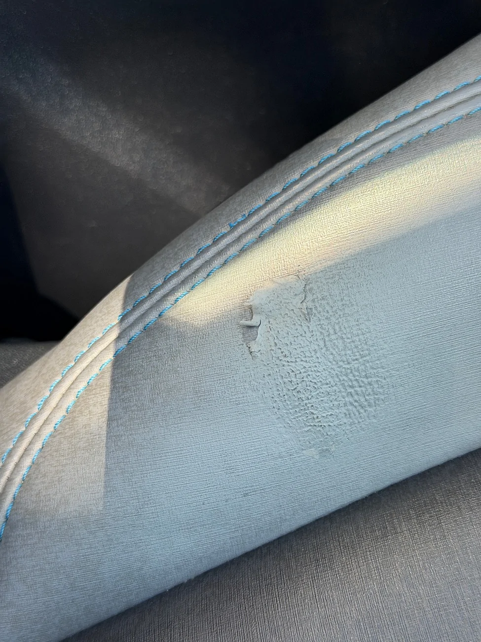 Ford Bronco Repairing Marine Grade Vinyl Seats? IMG_2399