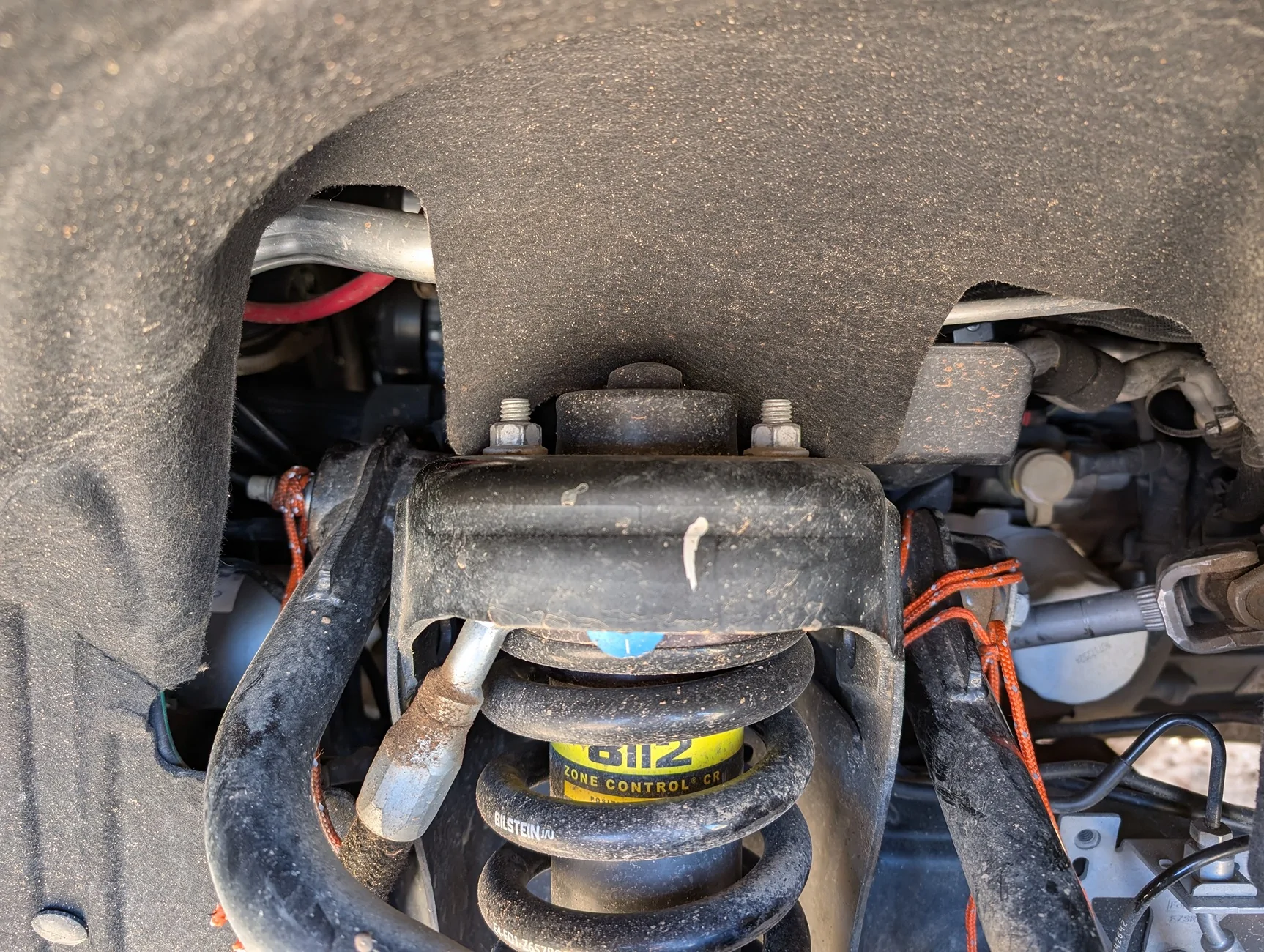 Ford Bronco Sydney, the Oxford White 2024 2dr Badlands 7MT PXL_20260505_184313052