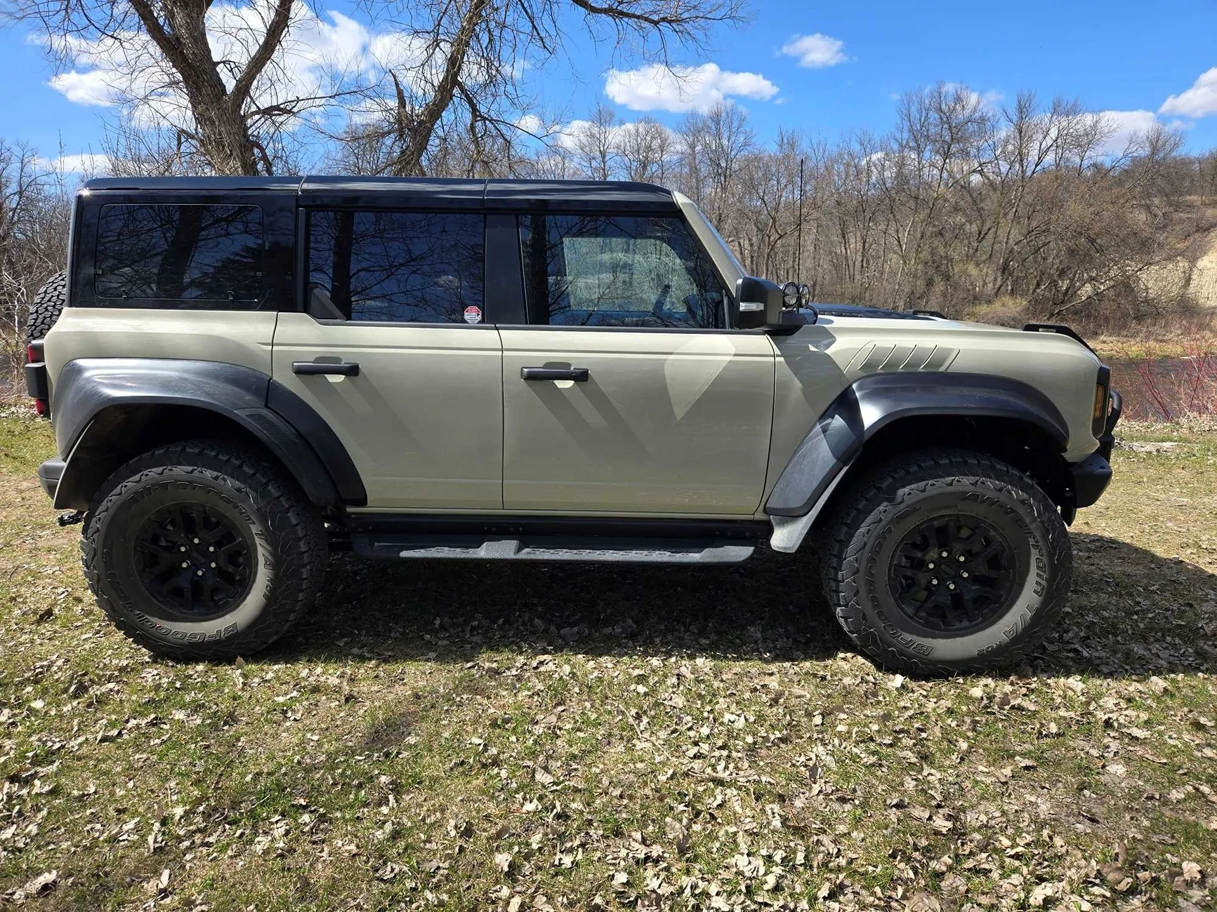 Ford Bronco 2025 Bronco Raptor desert sand build 2025 Bronco Raptor RH