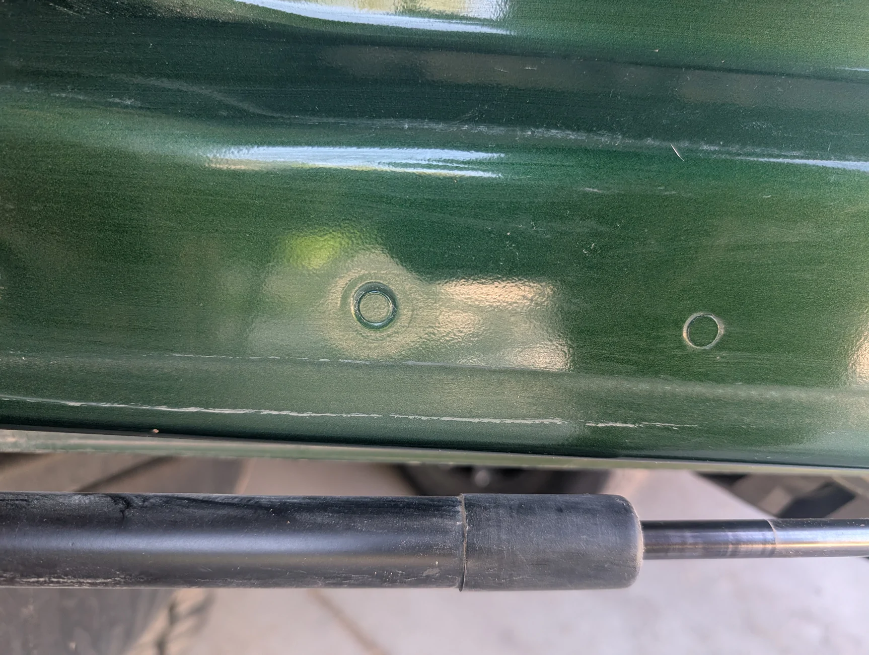 Ford Bronco Excessive paint wear on tailgate PXL_20260509_212040257
