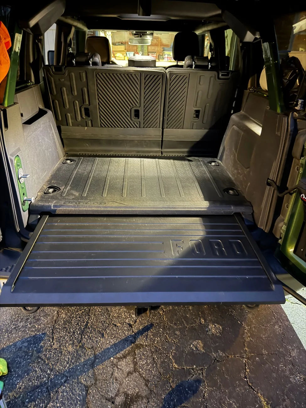 Ford Bronco Slide-out Tailgate with Cargo Mat? IMG_3553