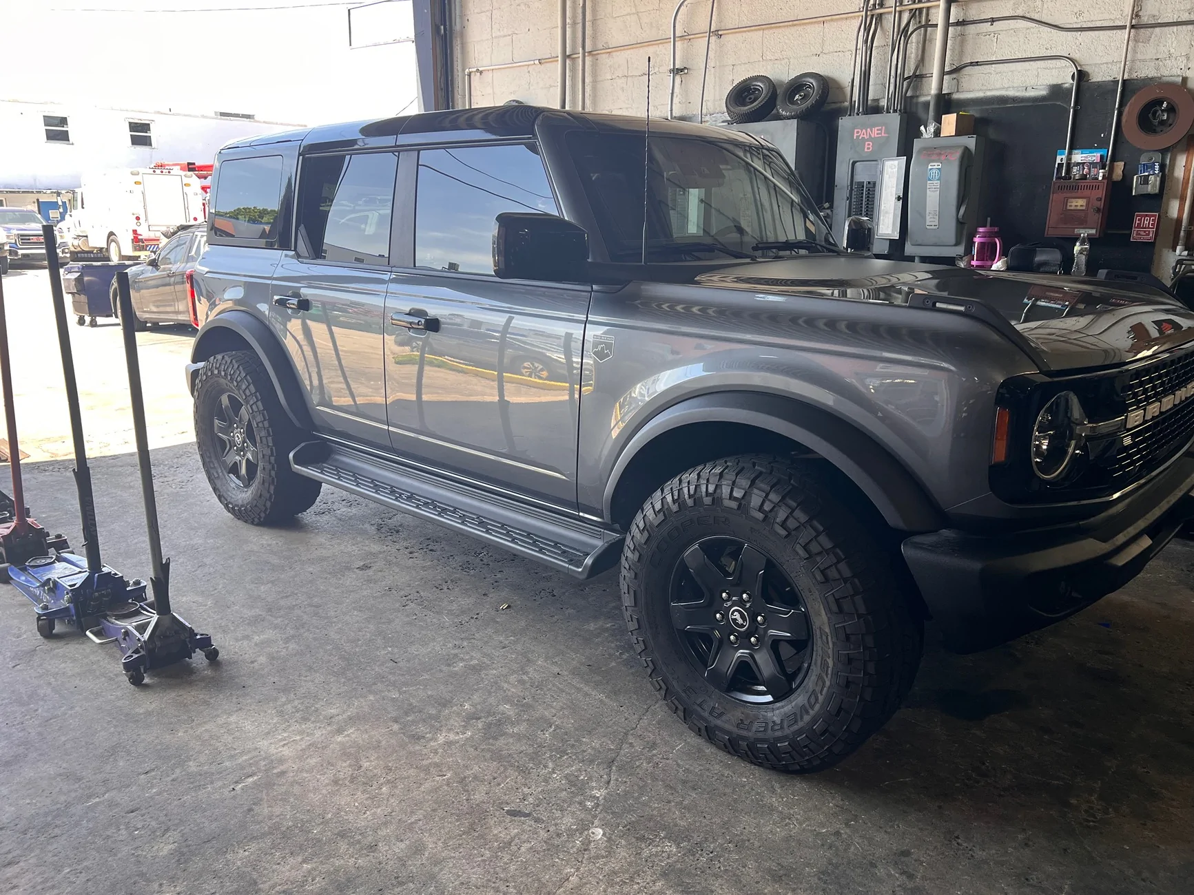 Ford Bronco 35x12.50x17 on 2025 Big Bend IMG_0996