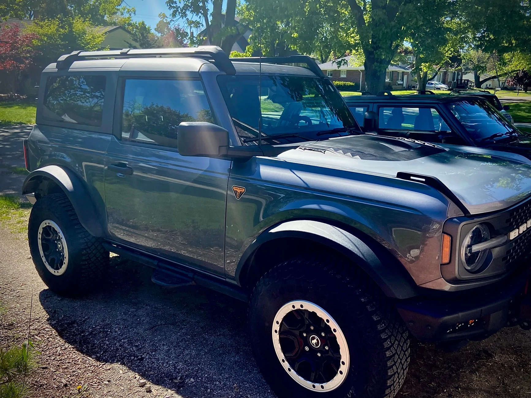 Ford Bronco Raptor hood on non-raptor Bronco? IMG_5348
