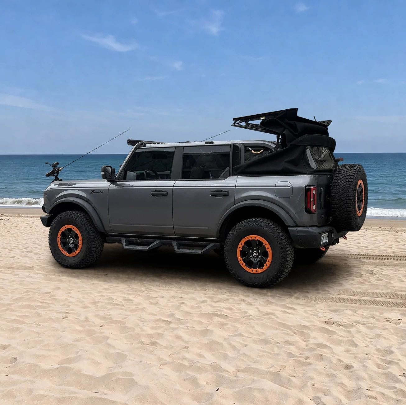 Ford Bronco Open your soft top without removing the windows - Bronco 4 Door Easy-Fold Soft Top Windows by X-Rack 2026-03-27 14.57.29
