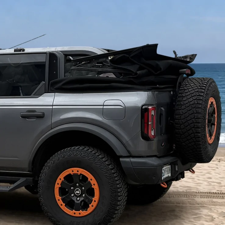 Ford Bronco Open your soft top without removing the windows - Bronco 4 Door Easy-Fold Soft Top Windows by X-Rack 2026-03-27 14.57.59