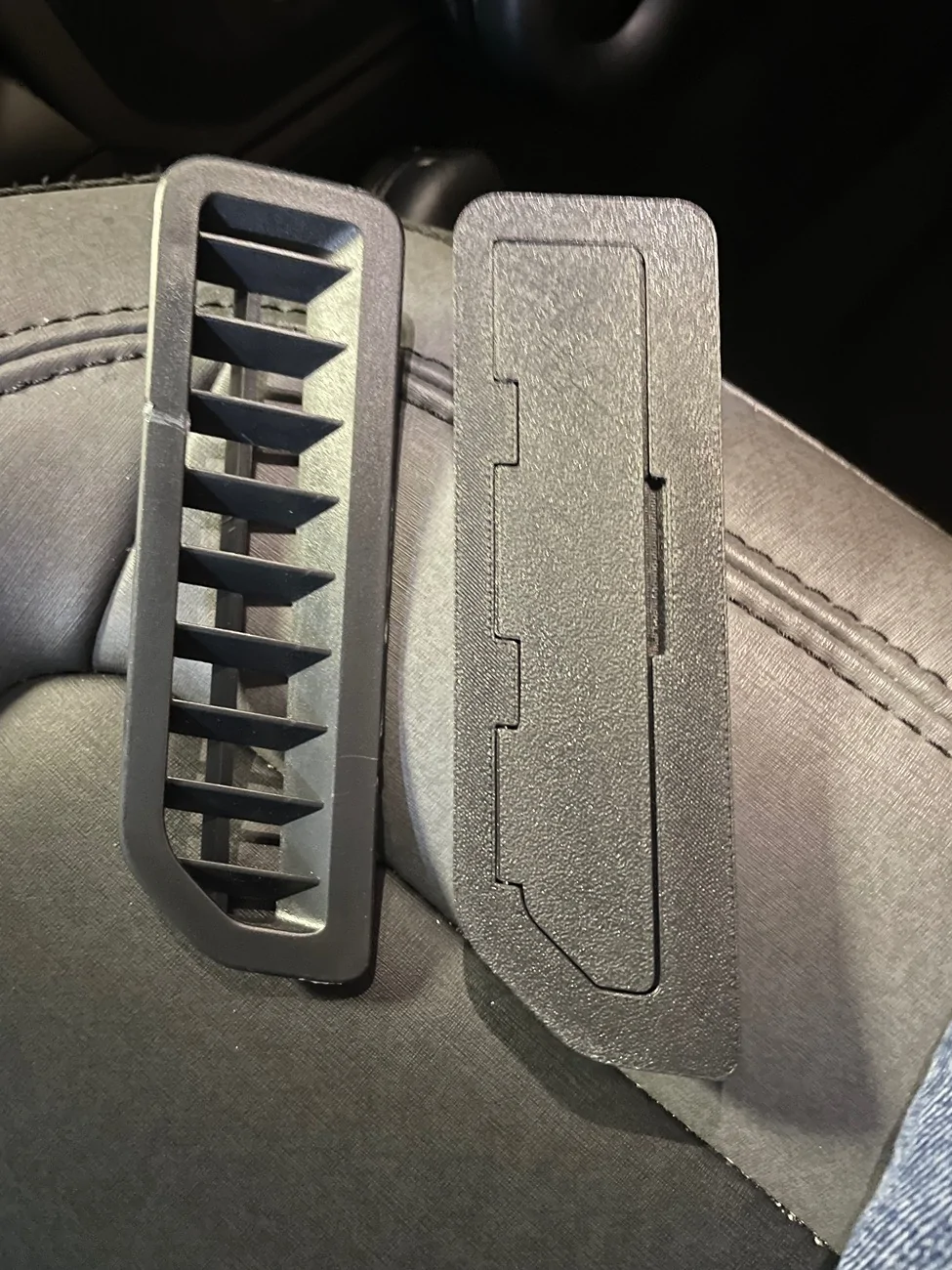 Ford Bronco AirLock™ — Fix for the Bronco A-Pillar Vent Bleed (Warm Air Through the Vents When Running Floor Heat) IMG_3376