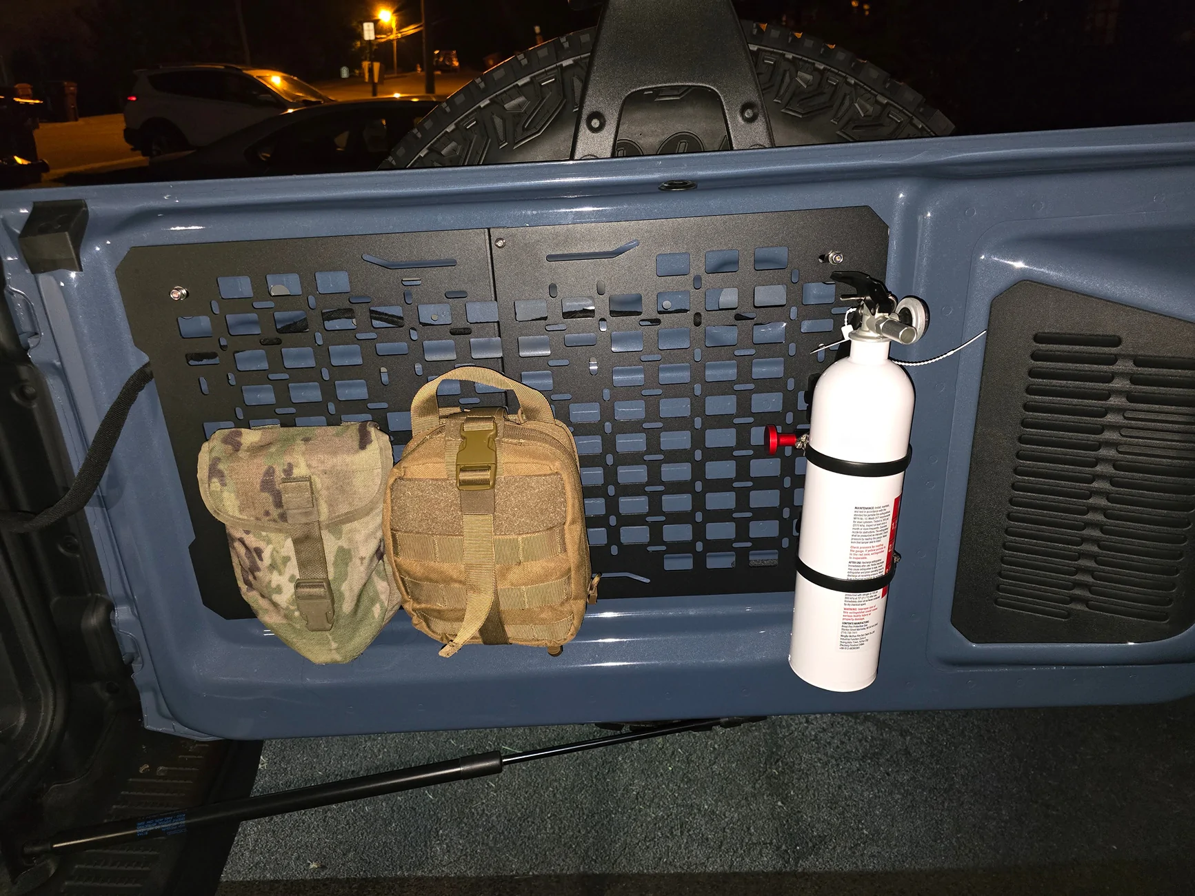 Ford Bronco please show me your recovery kits and bags. 20260512_230155
