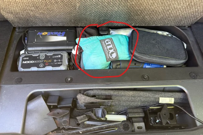 Ford Bronco please show me your recovery kits and bags. 1778699564447-f7