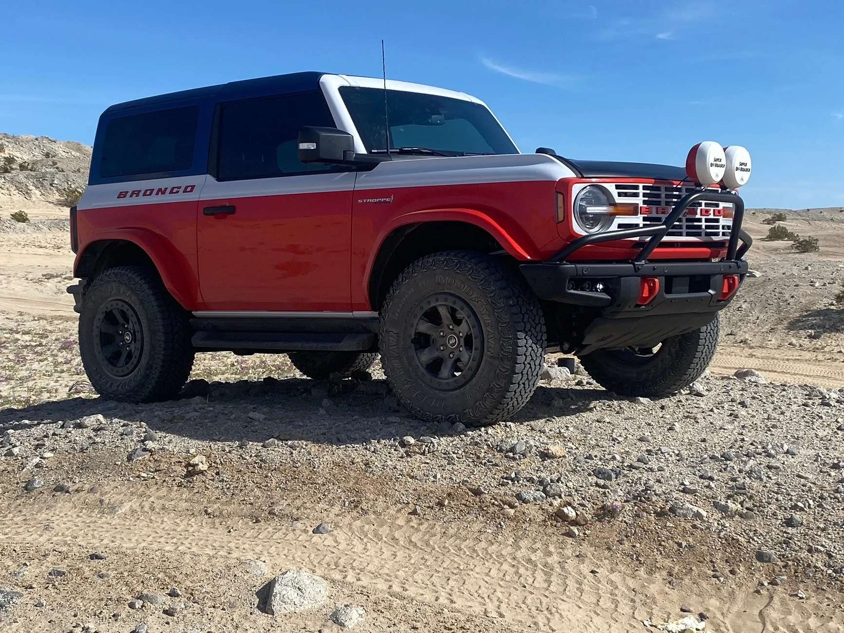 Ford Bronco Old Bronco vs New Bronco — what did each era get right? 😂 su