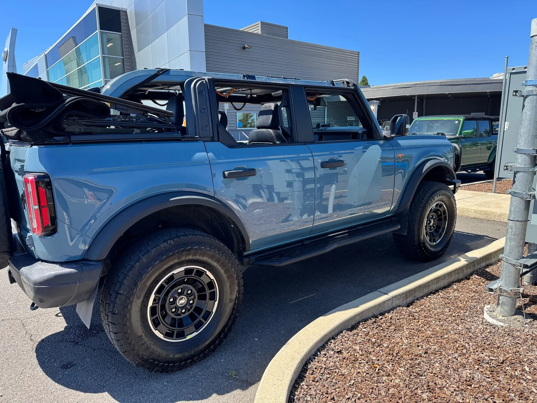 Ford Bronco AREA 51 Bronco Club IMG_0839