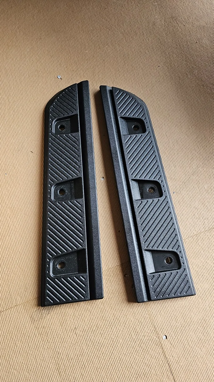 Ford Bronco ISO SOFT TOP or SkyRider 4 Door 20260510_121506