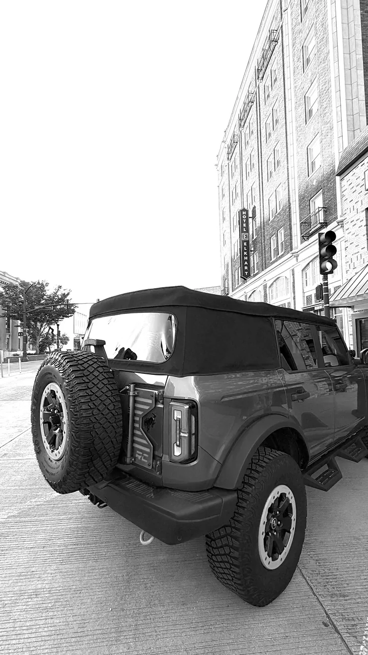 Ford Bronco Open your soft top without removing the windows - Bronco 4 Door Easy-Fold Soft Top Windows by X-Rack 2026-05-14 20.19.06-3