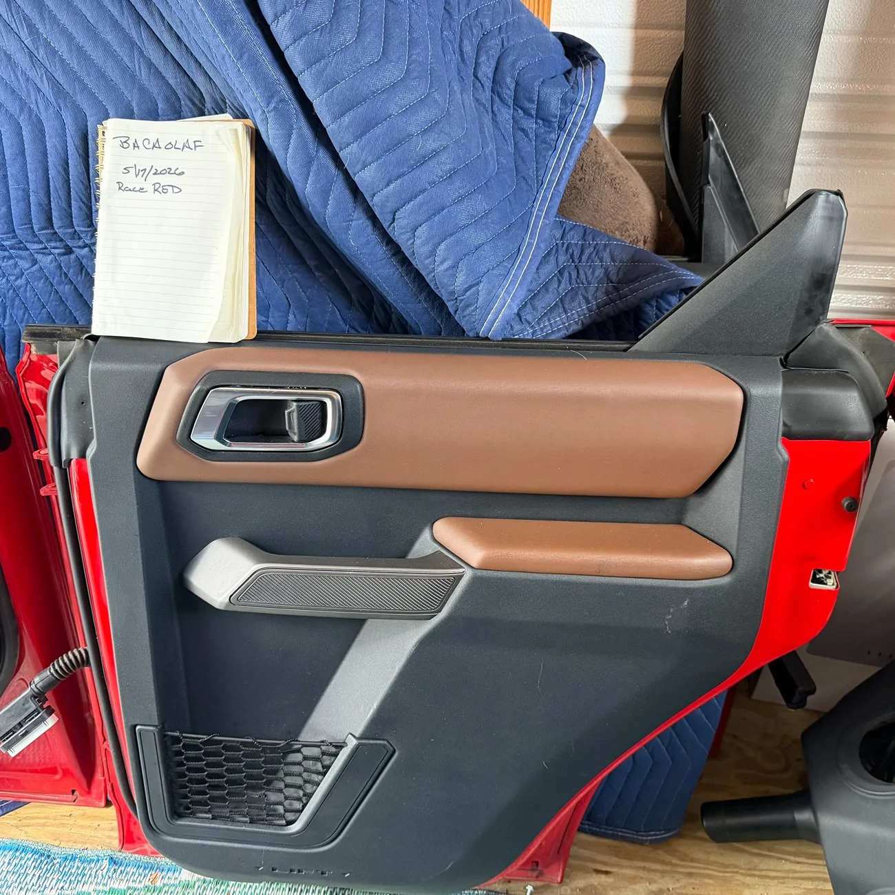 Ford Bronco 2021 outerbanks sasquatch luxe and b&o complete doors (4) race red IMG_6500
