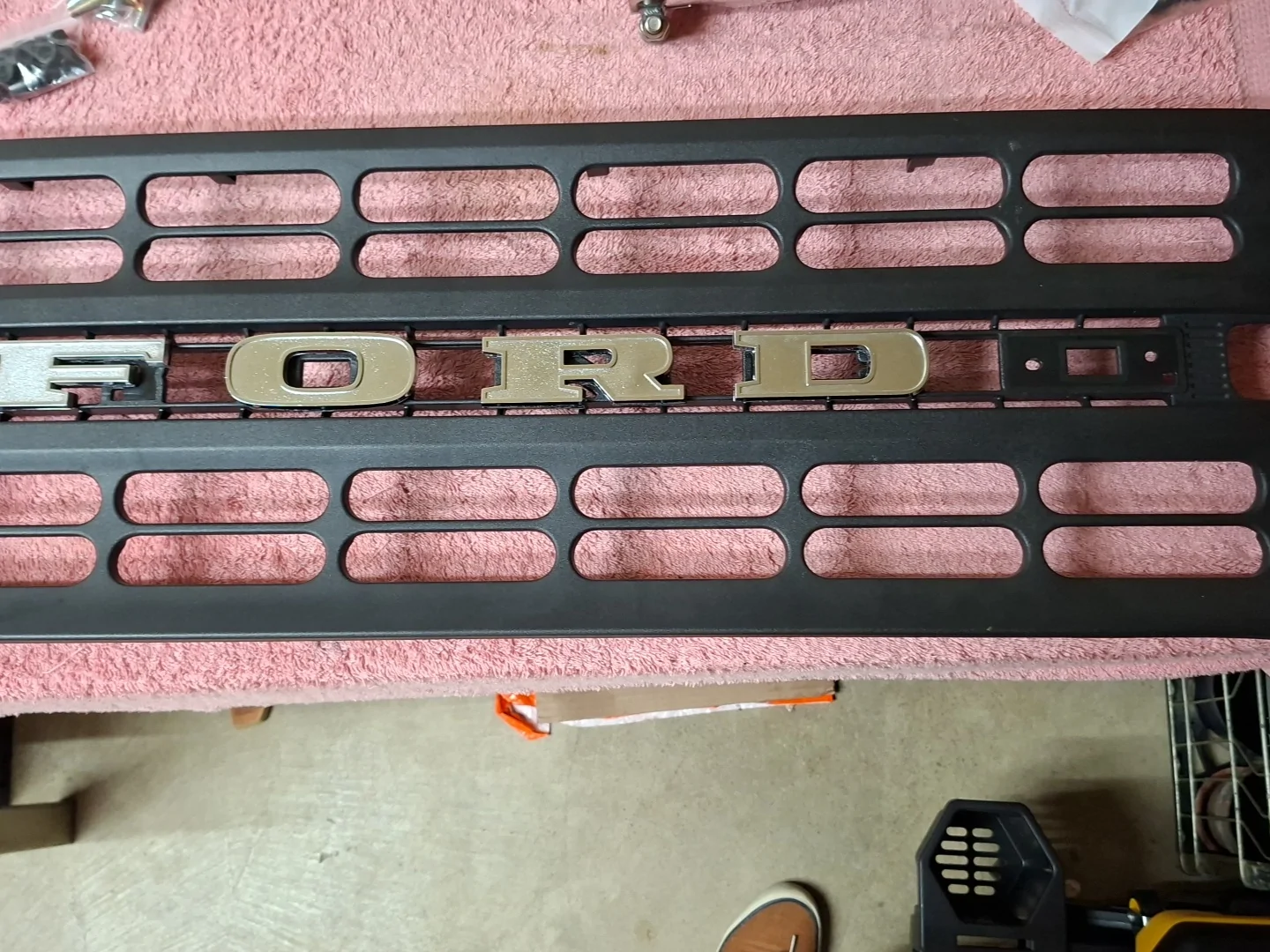 Ford Bronco 1970 FORD Grill Letters Badging on 2025 Heritage Bronco f5bcc664-b114-49eb-b1e7-418a43662b09