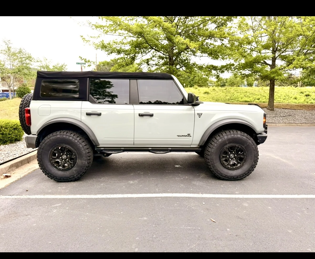 Ford Bronco Which Bronco looks best. IMG_0590