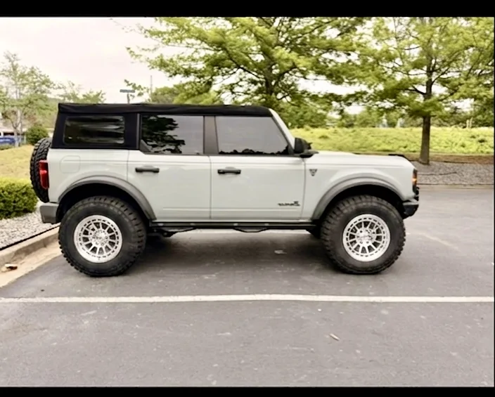 Ford Bronco Which Bronco looks best. IMG_0600