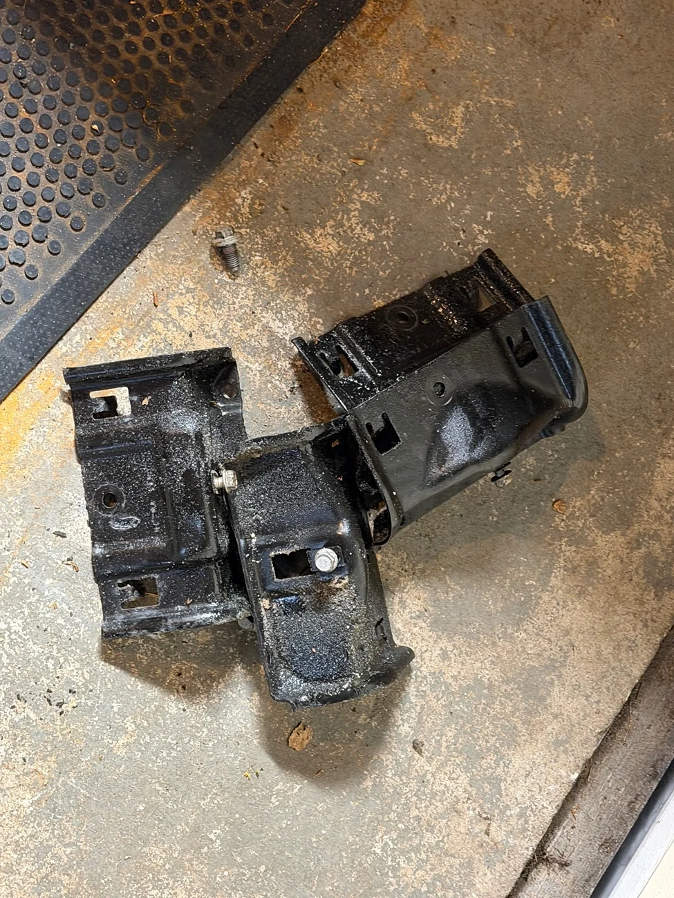 Ford Bronco 4 door Rock sliders with mounts PICKUP ONLY IMG_3016