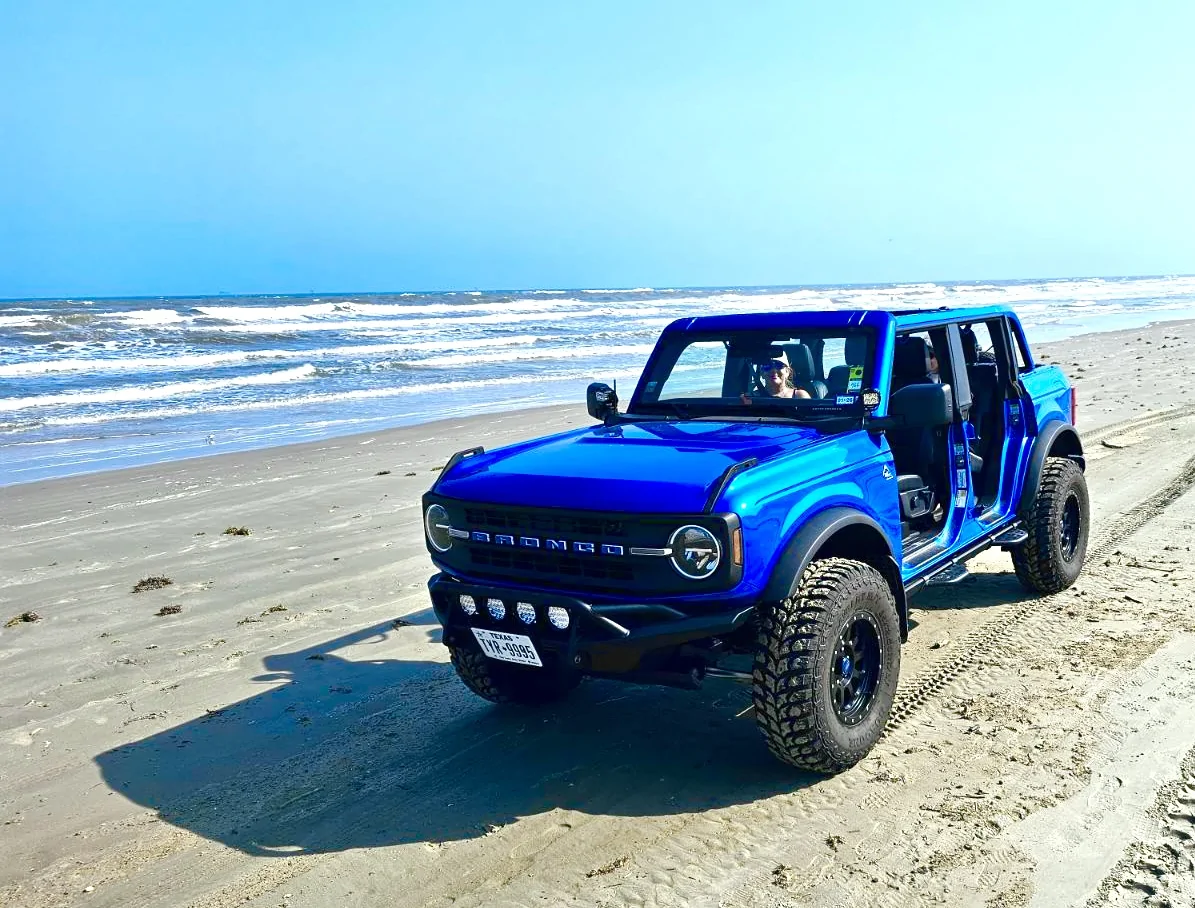 Ford Bronco Drop Your Best Bronco Shot. We're Featuring Our Favorites. image000000