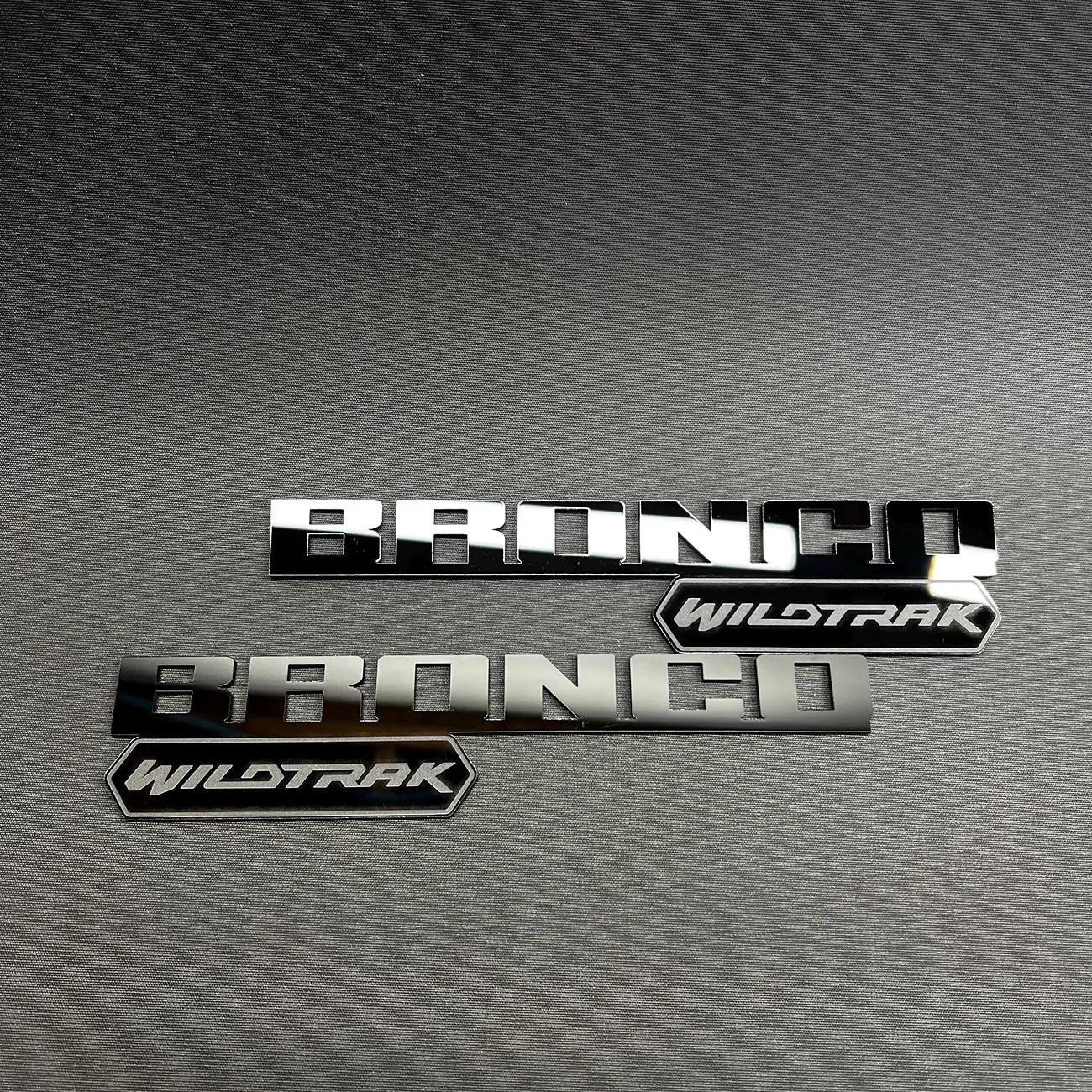 Ford Bronco New badges icm_fullxfull.879608756_jwnp4cfoag0k800s040o