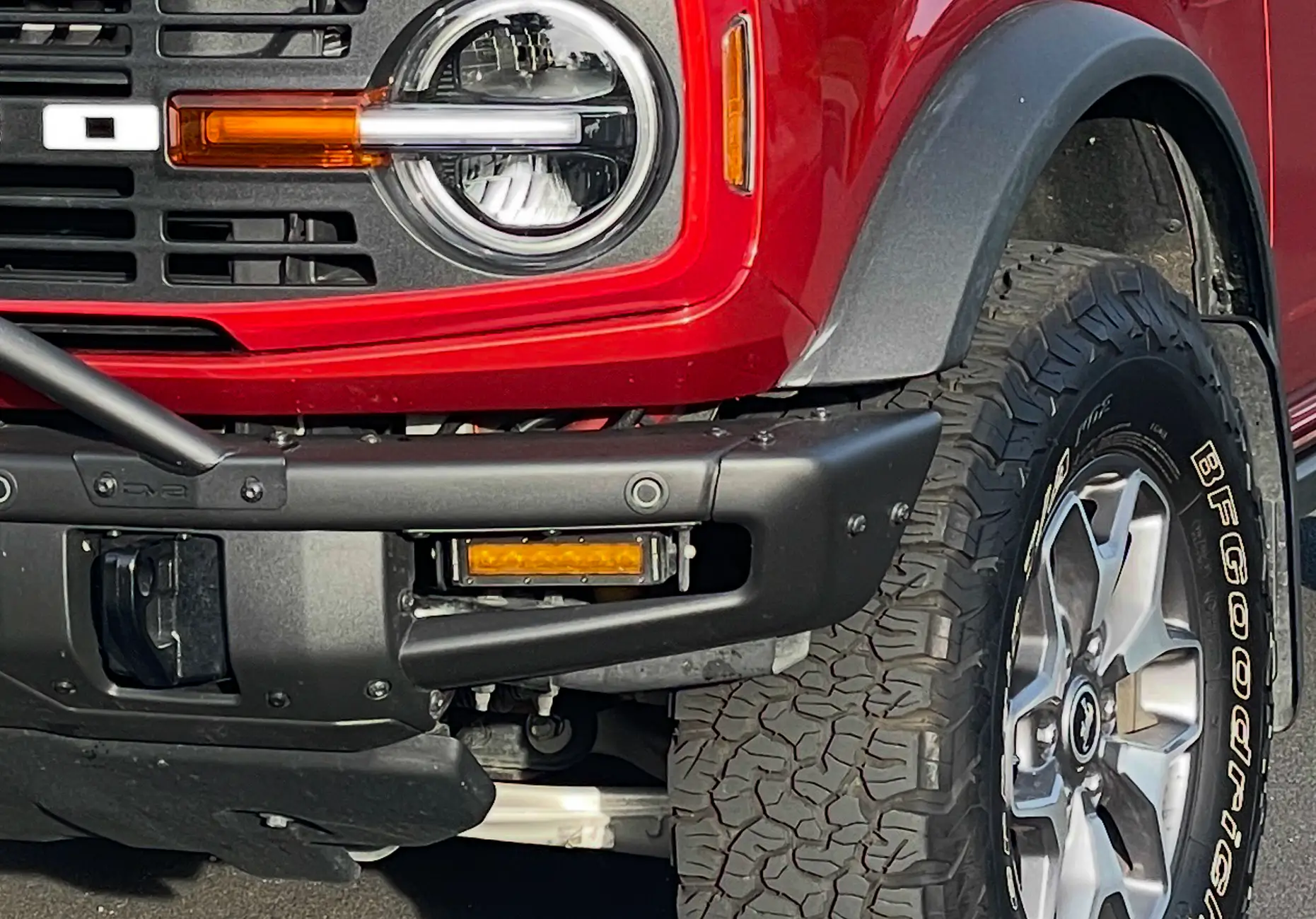 Ford Bronco Show me your fog lights. IMG_2745