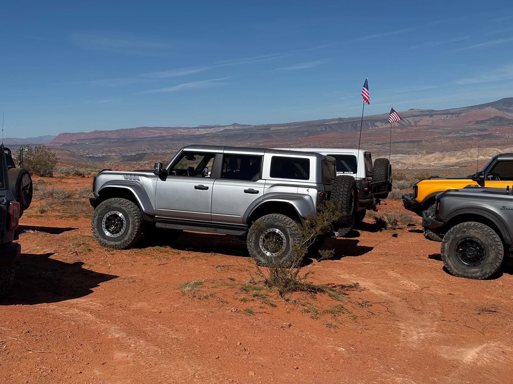 Ford Bronco ICONIC SILVER Bronco Club IMG_3140