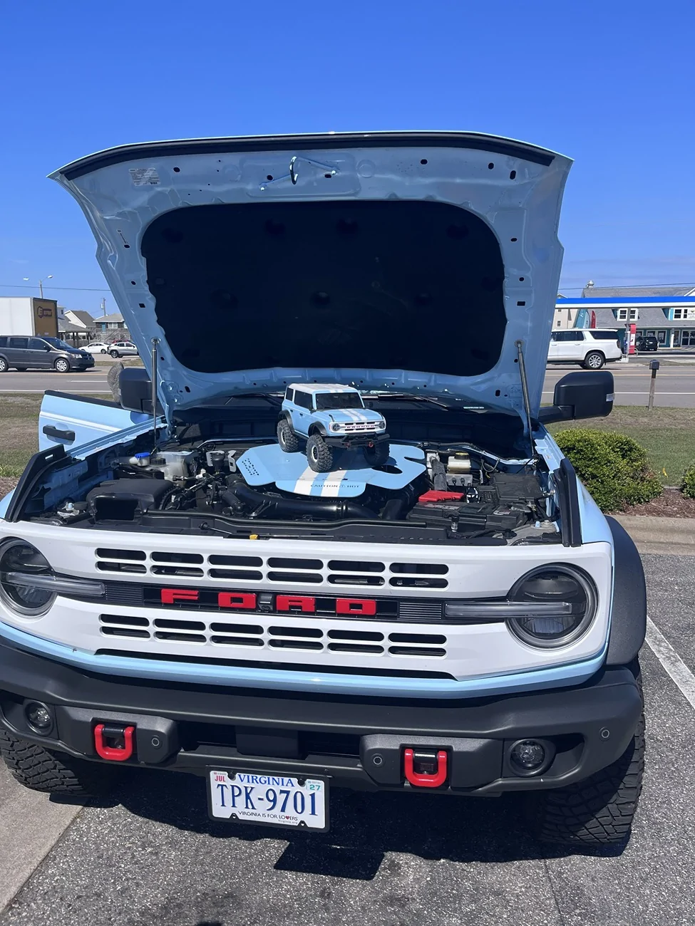Ford Bronco What did you do TO / WITH your Bronco today? 👨🏻‍🔧🧰🚿🛠 20260515_194047710_iOS