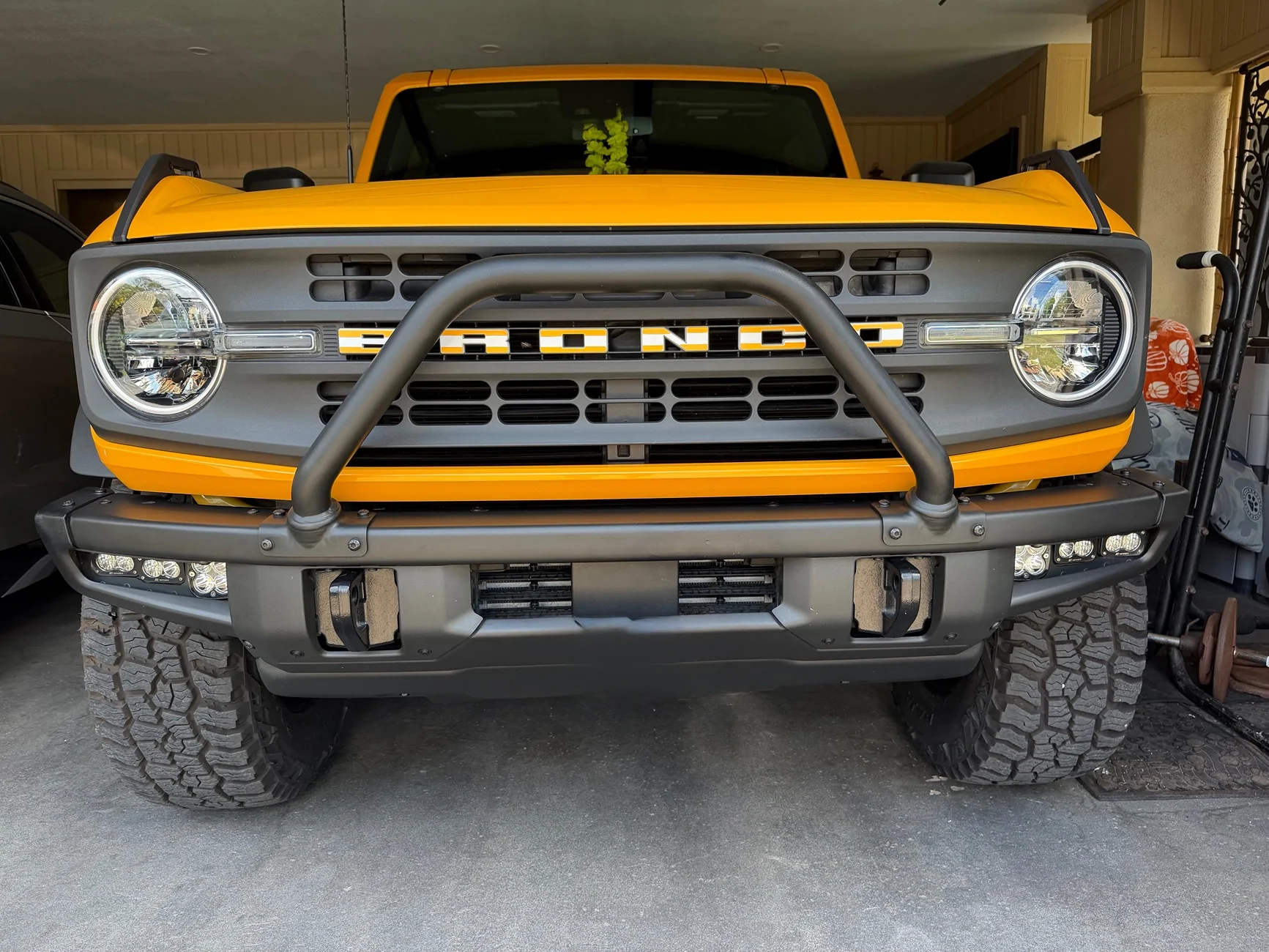 Ford Bronco 2022 Bronco Black Diamond Sasquatch. $38,000 IMG_0193