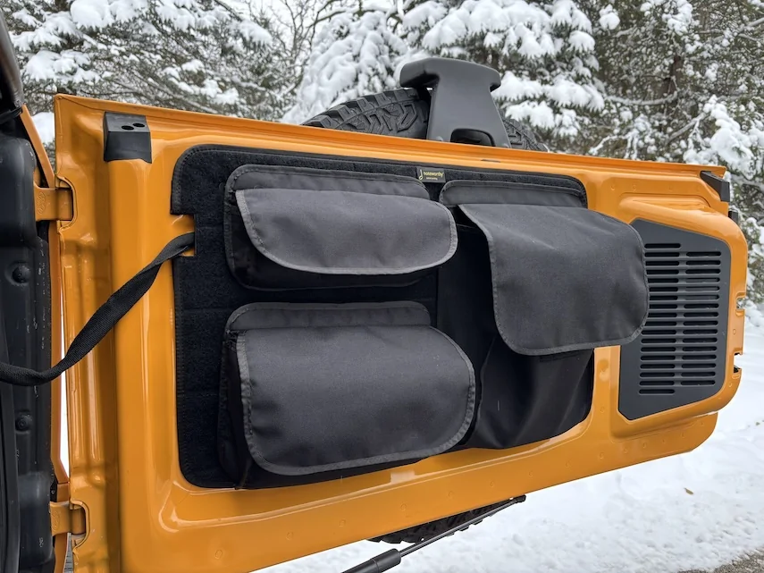 Ford Bronco Is there an inner tailgate protector/bumper/cover outhere? 1779592846922-8f