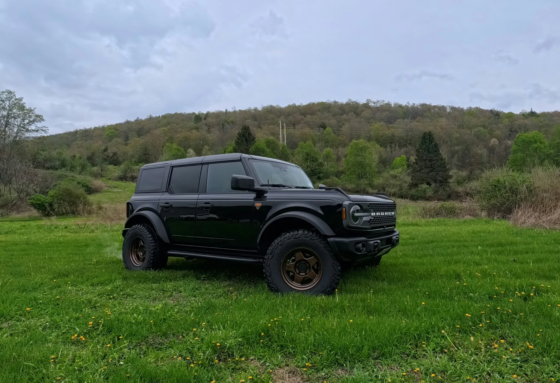 Ford Bronco Got some new shoes today: Mickey Thompson Baja Boss AT Tires in 35x12.5 r17 16ee04bd-d1a9-49ab-b4de-35290961582d-1_all_14617