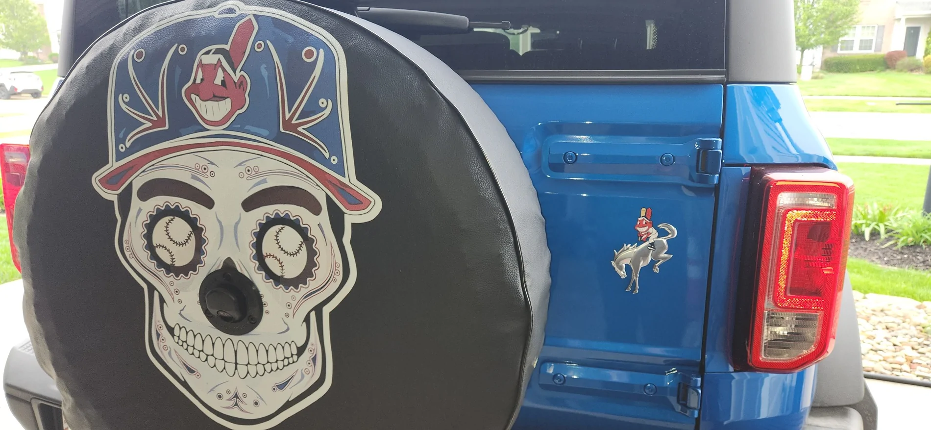 Ford Bronco Custom Tire Cover recommendations! 1000086254