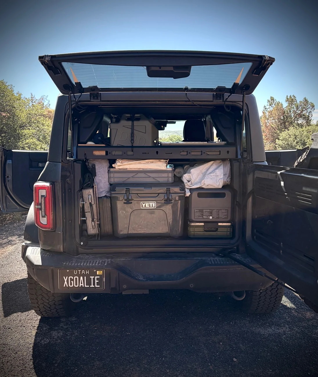 Ford Bronco Let's see your 2 DR rear basket/tray/shelf IMG_3909