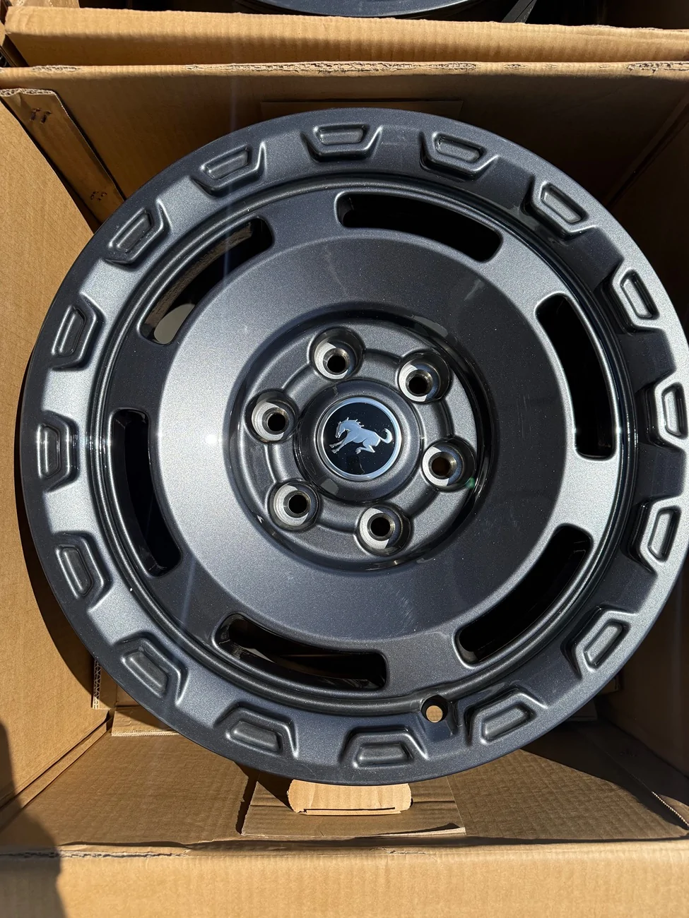 Ford Bronco Like New 2021-2026 Ford Bronco Sasquatch / Everglades Wheels IMG_5804