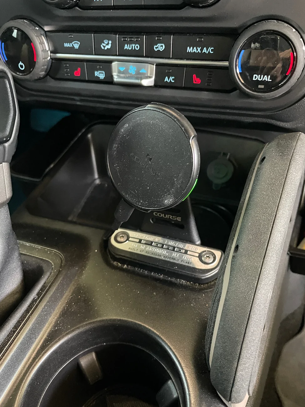 Ford Bronco Why phone mounts 1779917548340-44