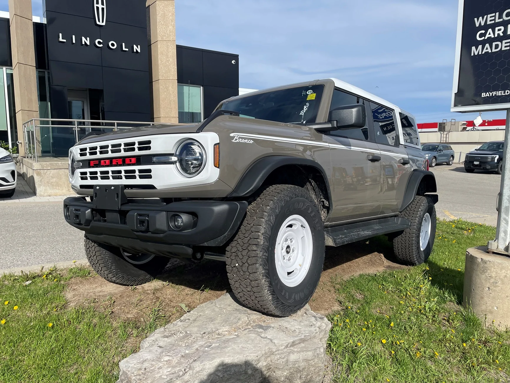 Ford Bronco Possible Purchase Help... 2